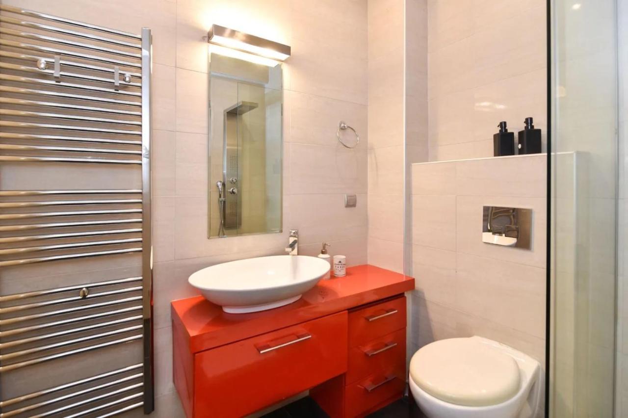 Excellent Apartment Luxuriously Renovated لاريسا المظهر الخارجي الصورة